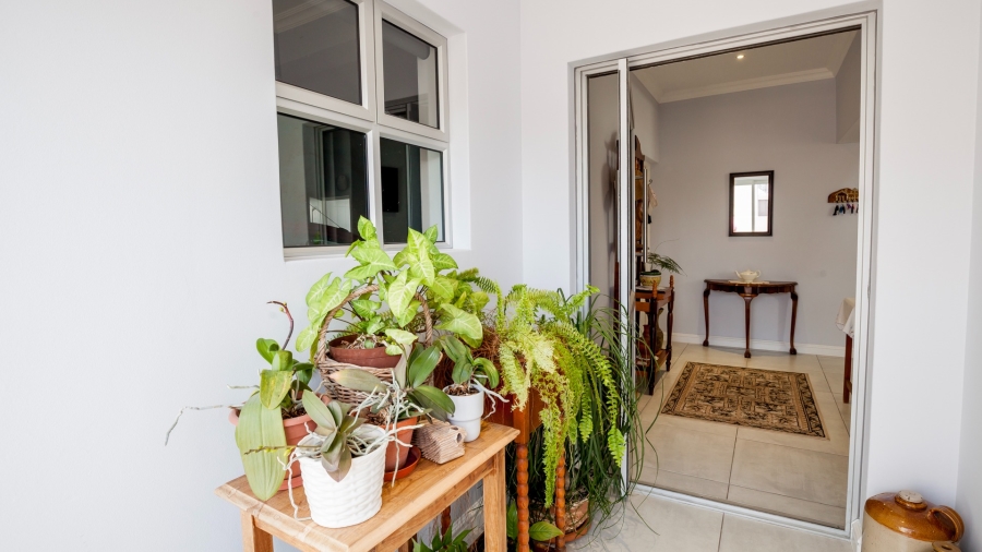 3 Bedroom Property for Sale in Calypso Beach Western Cape